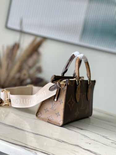 لويس فيتونONTHEGO EASTWEST