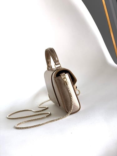 شنطه بولغاري مقاس 19cm