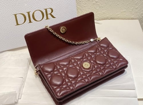 كلتش ليدي ديور مقاس 21cm