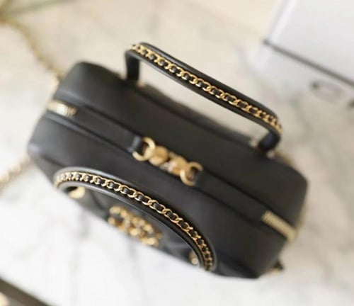 شنطة شانيل25c مقاس 18.5cn