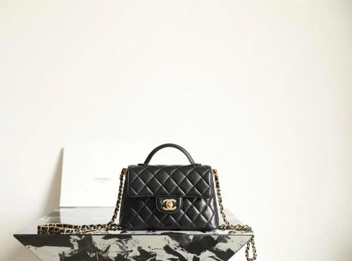 شنطة شانيل 25P مقاس 20cm