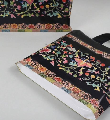 كيس بلاستيك برسمه ️الازهار