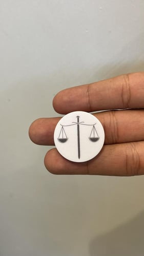 بروش سيف وكفتين