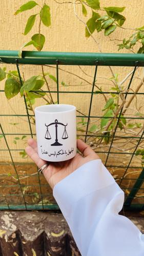كوب بعبارة الجهل بالحكم ليس عذرا ⚖️