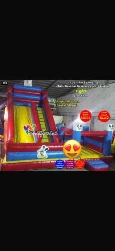 زحليقة مع سلم وجدار 7*7*7 متر