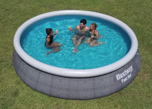 مسبح طوق نفخ رصاصي مع فلتر وسلم 4.57×4.57×1.07متر...