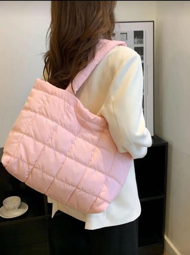 مجموعة الاسترخاء بالأجواء الوردية الاستوائية