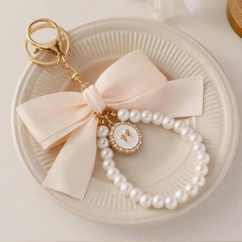 هدايا بنات، دلع ودلال