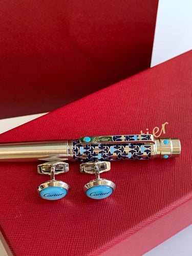 قلم وكبك كارتير فضي مع ازرق