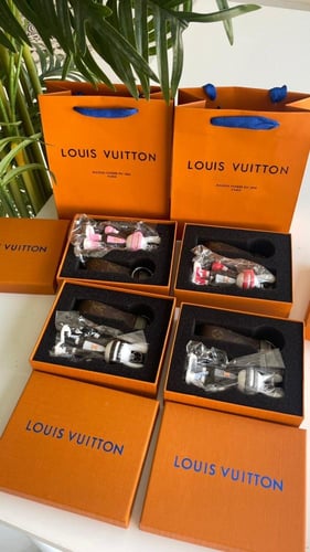 ميدالية الدب LV