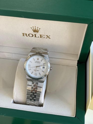 ساعه رولكس مع ملحقات هاي كواليتي