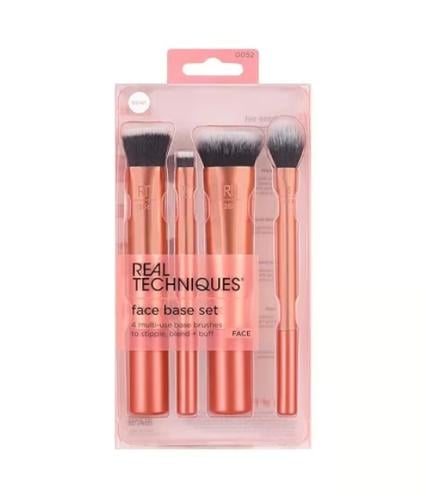 مجموعة فرش قاعدة الوجه من ريل تكنكس - 4 قطع