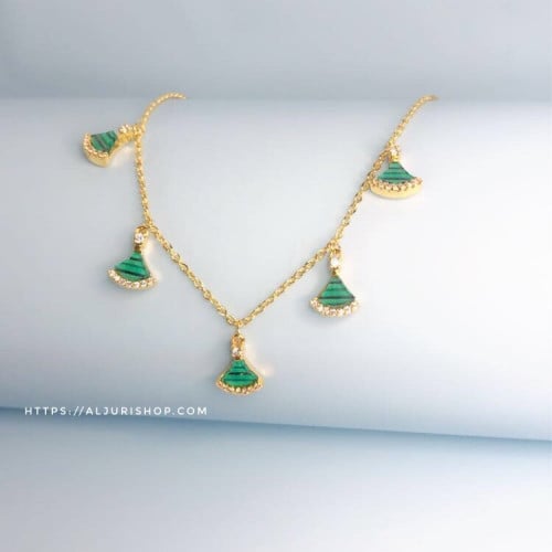 اساور ملونه