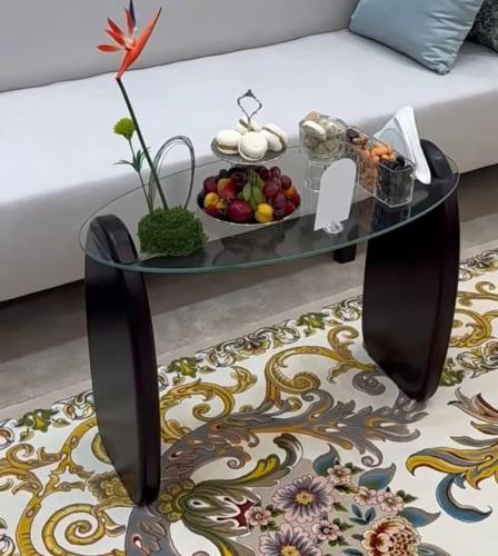 خدمه بيضاوي قواعد خشب سطح جزاز شفاف