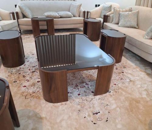 طقم. طاولات كنب مرتفع تصميم حديث حبه كبيره مع 5 خد...