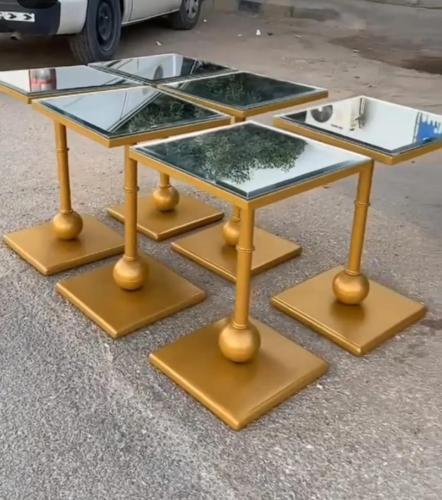 خدمه حديد ذهبي سطح مرايه مبروم