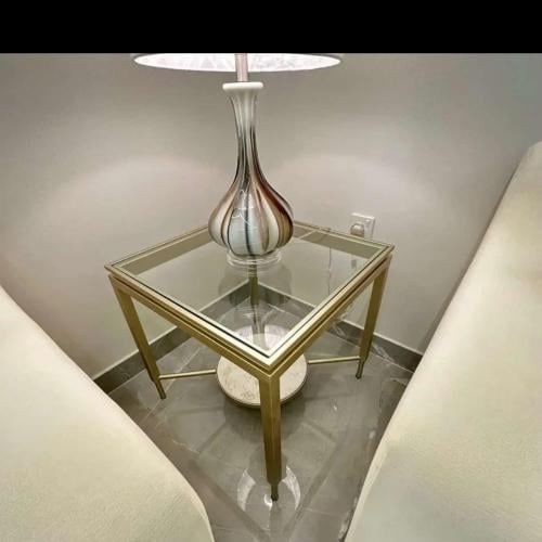 طاوله زاويه جزاز مع حديد دورين