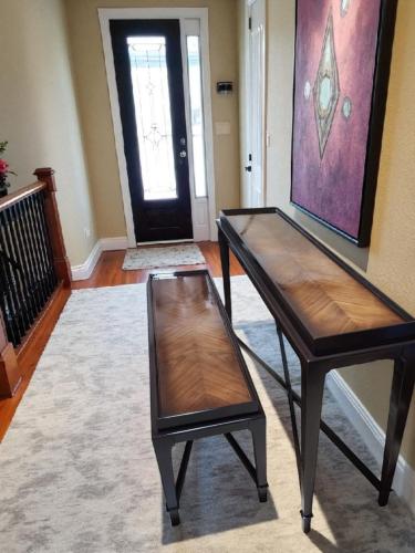 طقم مدخل استقبال فاخر من خشب قشره الجوز