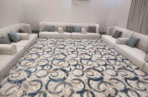 كنب ارضي فاخر - مقاس 9متر