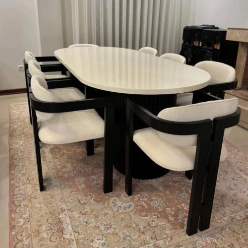 طاوله طعام فاخر ب 8كراسي