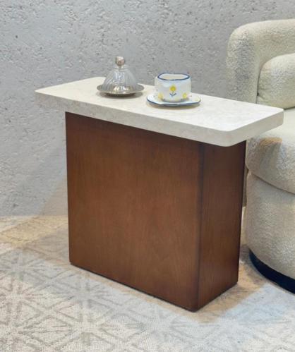 طاوله زاويه جانبيه بسطحيه رخام طبيعي