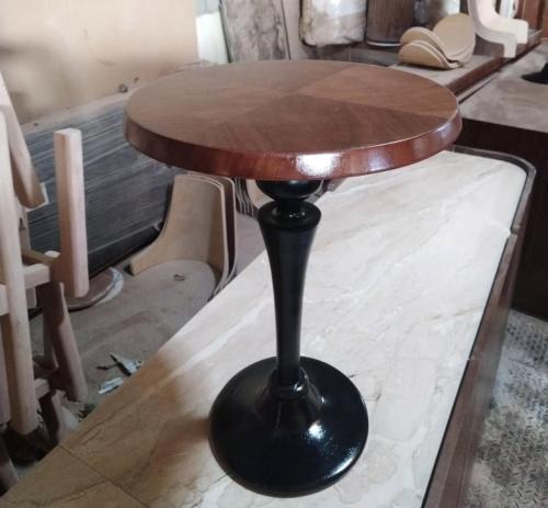 طاوله جانبيه خشب قشرة الجوز