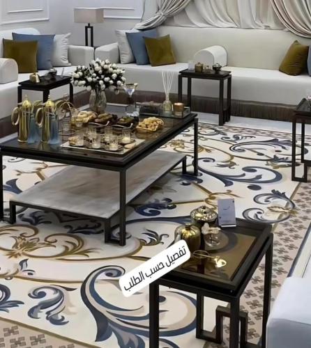 طقم طاولات كنب مرتفع جميل وراقي