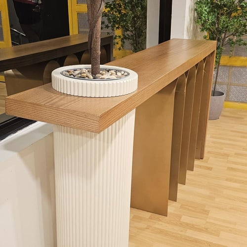 كنسول تصميم حديث