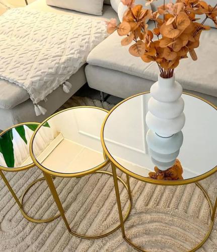 3طاولات دائريه متدخله حديد