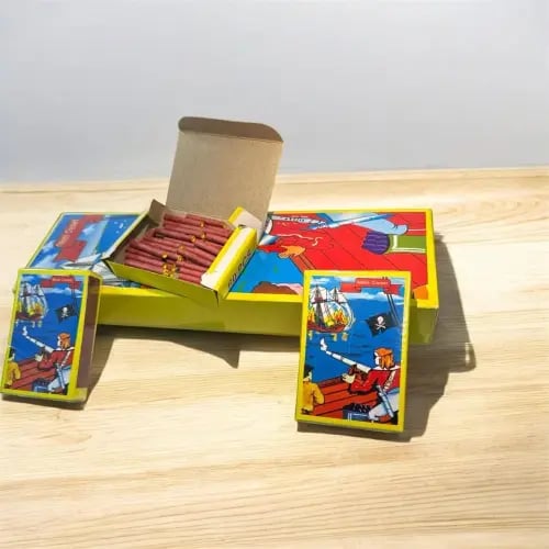 كرز 10 بكتات كبريت كل بكت فيه 60 حبه