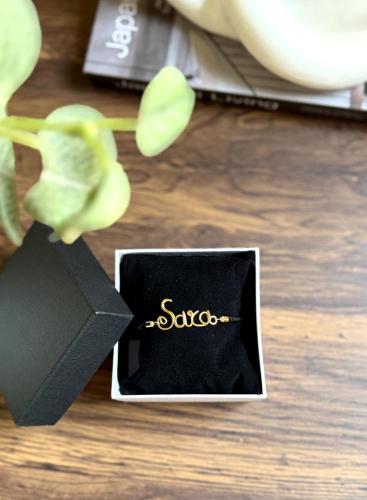 اساور انيقه بالاسم مطليه بالذهب عيار 21