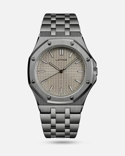 Men's watch with steel strap in gray color