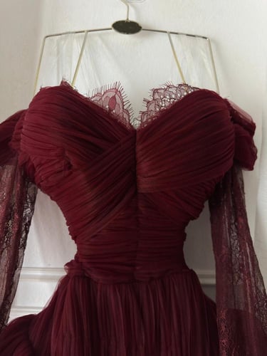 فستان عتيقه