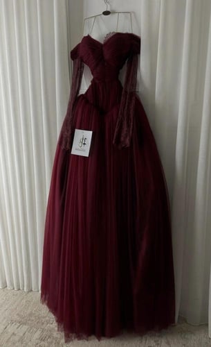 فستان عتيقه