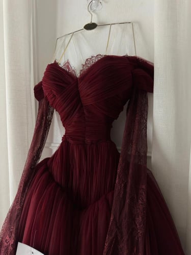 فستان عتيقه