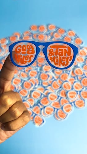 قود فيبز اند تان لينس ستيكر