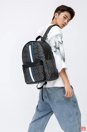 حقيبة ظهر جلدية جديدة ذات ألوان متباينة