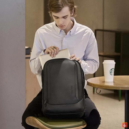 حقيبة كمبيوتر محمول مصممة للرجال من HK حقائب مدرسي...