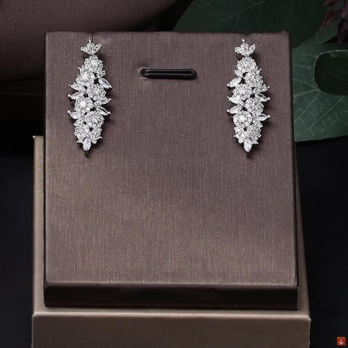 طقم مجوهرات زفاف كريستالية كلاسيكية من الزركونيوم...