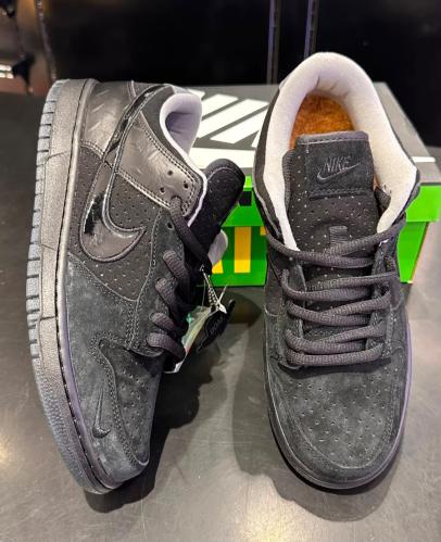 Nike Dunk Low-Black