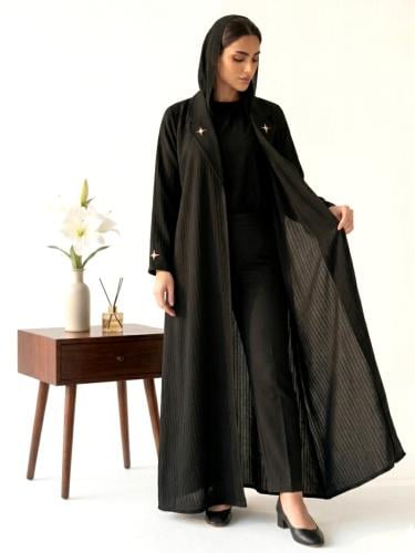 عباية تيجان بنجوم