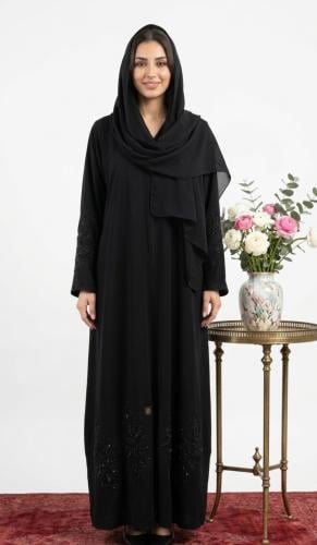 عباية دانتيل خرز في الاكمام والحاشيه