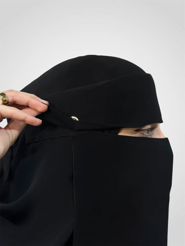 نقاب كرز بغطاء للعين بدون مطاطNIQAB