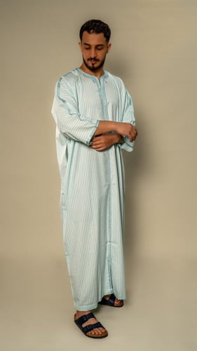 قندورة طنجاوية تطريز يدوي إيطالي