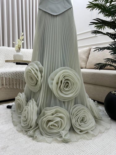 فستان ورد كلوش توب