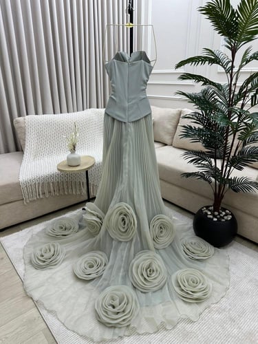 فستان ورد كلوش توب