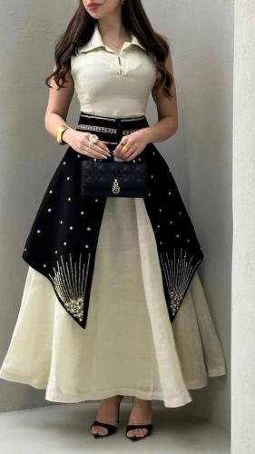 طقم بيج بتنوره واسعه منفصله