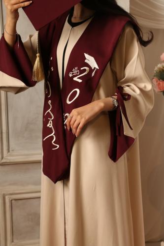 عبايات التخرج