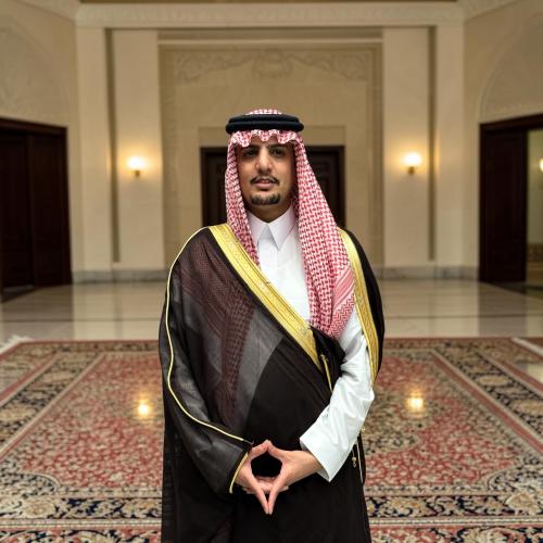 بشت التفصيل الخاص المروبع العودي