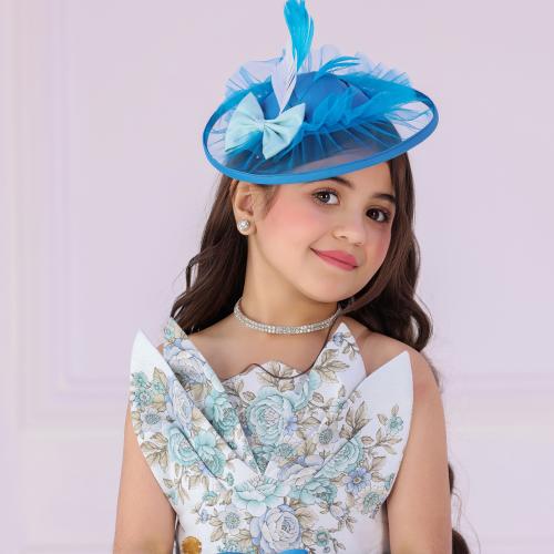 قبعه شعر مزينه بالريش